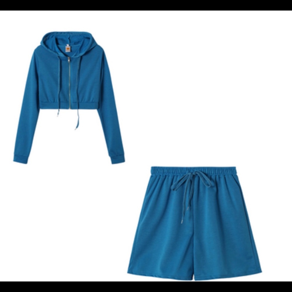 Zip Up crop top hoodie shorts set
